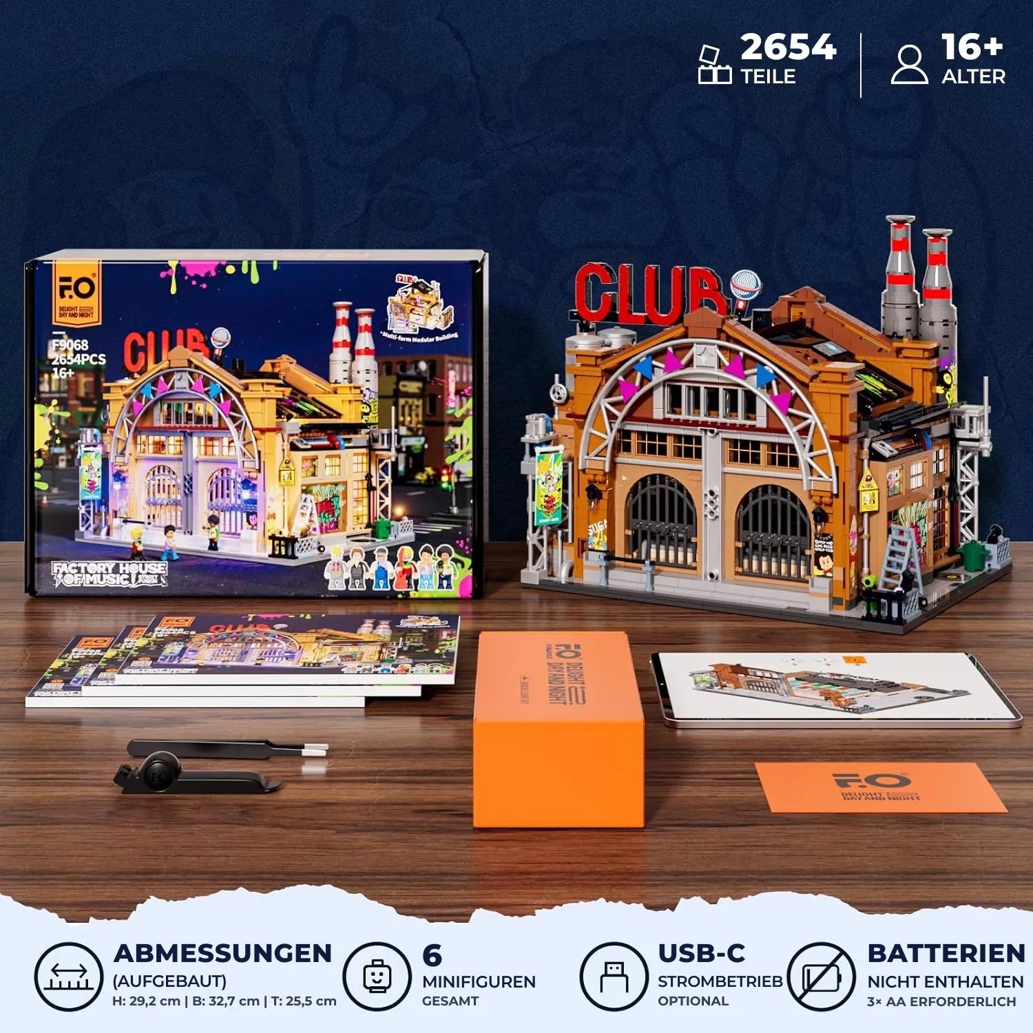 Lieferumfang und Maße des Funwhole Factory House of Music Klemmbaustein-Sets inkl. Licht-Kit und 6 Minifiguren.