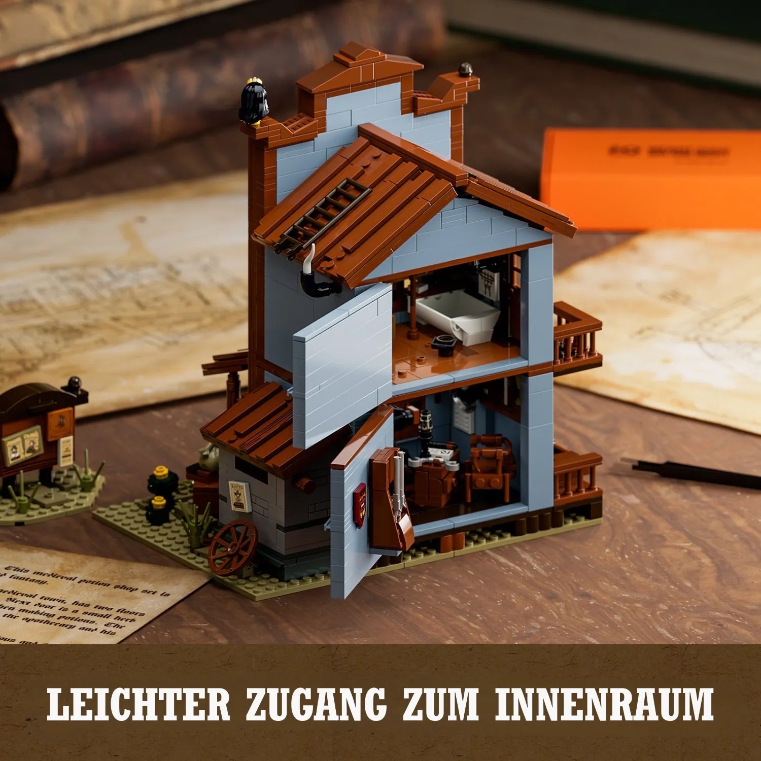 Rückansicht des Sheriff's Office Klemmbaustein-Sets mit offenem Zugang zu Büro und Zelle.