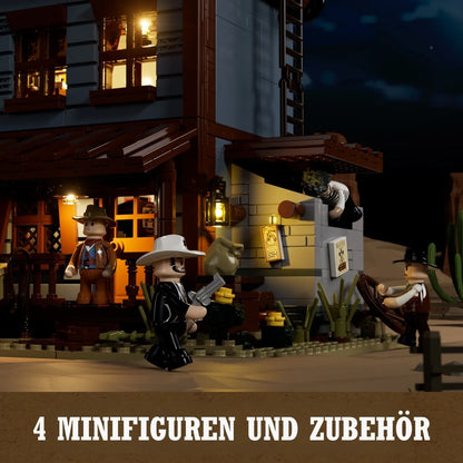 Vier Western-Minifiguren und Zubehör im Sheriff's Office Klemmbaustein-Set bei Nacht.