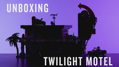 Unboxing und Detailansicht des Funwhole Twilight Motel F9054 Klemmbausteine-Sets mit Beleuchtung.