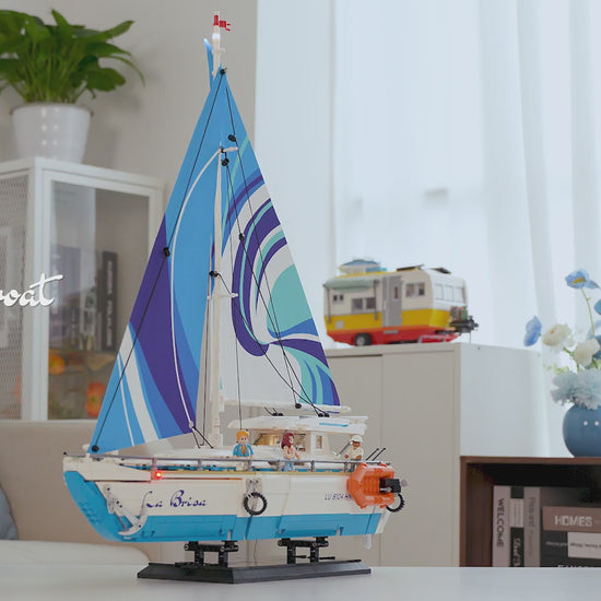 Unboxing und Detailansicht des Funwhole Segelboot La Brisa F9074 Klemmbausteine-Sets mit Beleuchtung.